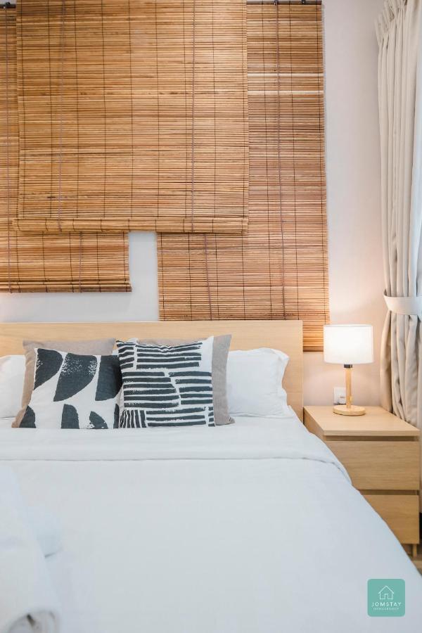 Jomstay Muji 19 & 7 Inn Ipoh Garden 8-10 Pax Екстер'єр фото