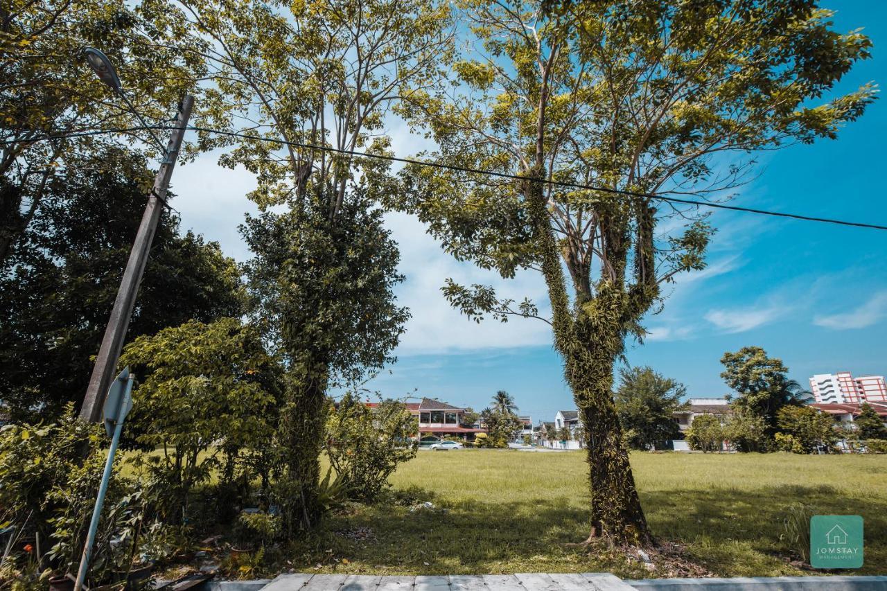 Jomstay Muji 19 & 7 Inn Ipoh Garden 8-10 Pax Екстер'єр фото