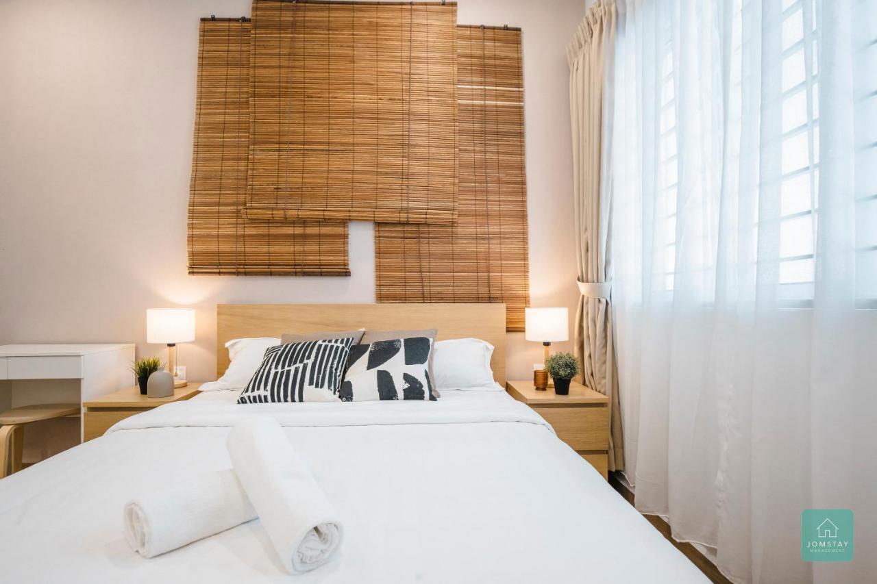 Jomstay Muji 19 & 7 Inn Ipoh Garden 8-10 Pax Екстер'єр фото