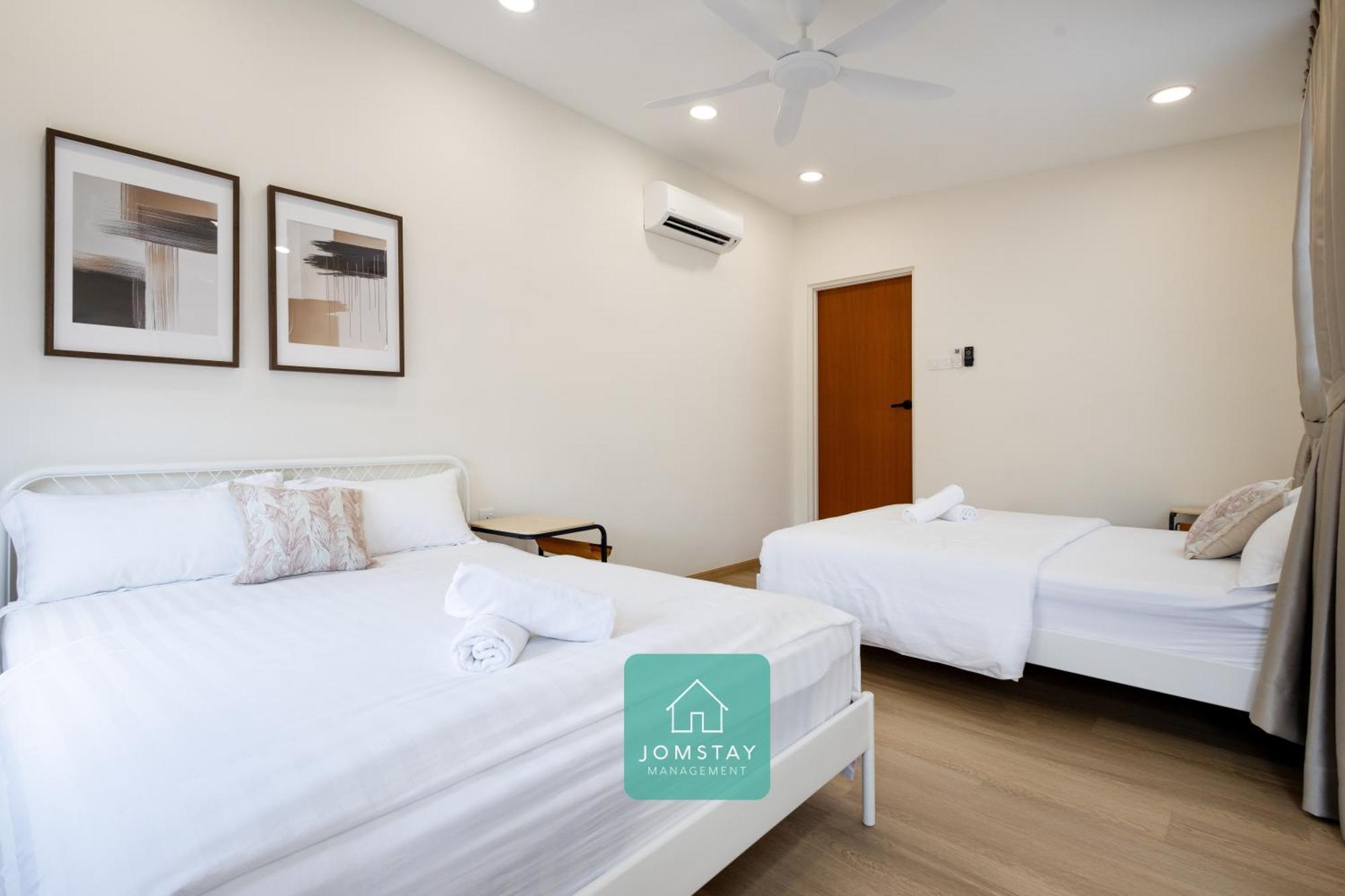 Jomstay Muji 19 & 7 Inn Ipoh Garden 8-10 Pax Екстер'єр фото